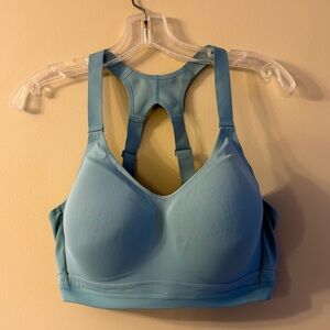 Victoria's Secret Incredible Plunge Sports Bra